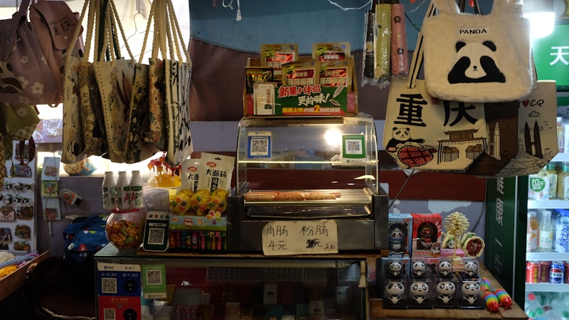 コンビニのホットスナックは何時から買える？販売開始時間の目安と店舗ごとの違いをやさしく解説
